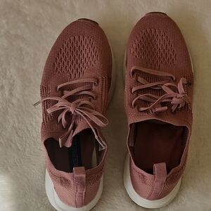 U.S. Polo Assn. Women's Mauve Knit Sneakers Casual Running